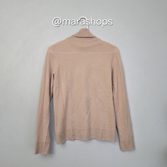 Theory Fold-Over Long-Sleeve Cashmere Turtleneck Sweater - Picture 4 of 4